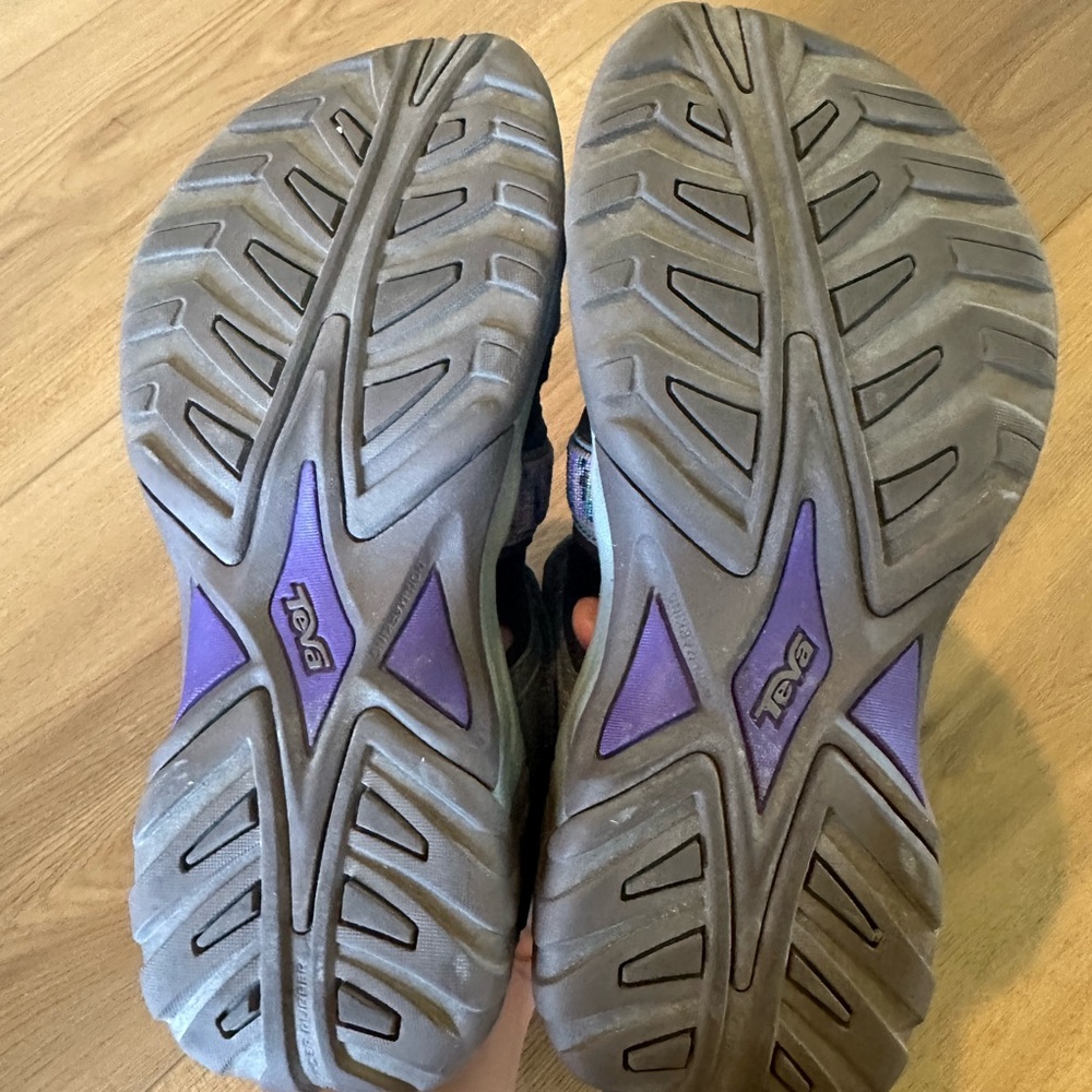 Women’s Teva Omnium Sandal Gray and Purple with Adjustable Straps 8.5 - Picture 3 of 3